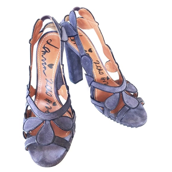 Lanvin Shoes - EUC Lanvin Hiver Plum Suede Flower Pedal Pumps